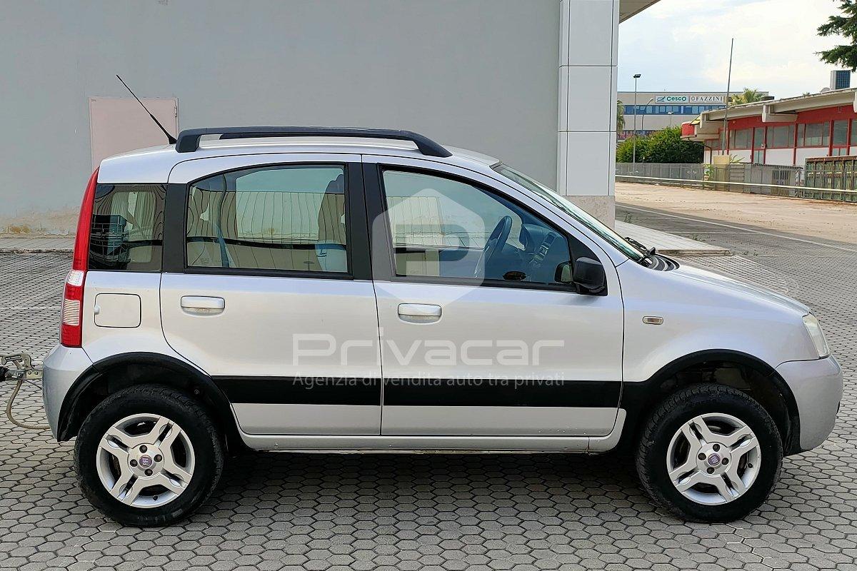 FIAT Panda 1.3 MJT 16V 4x4 Climbing