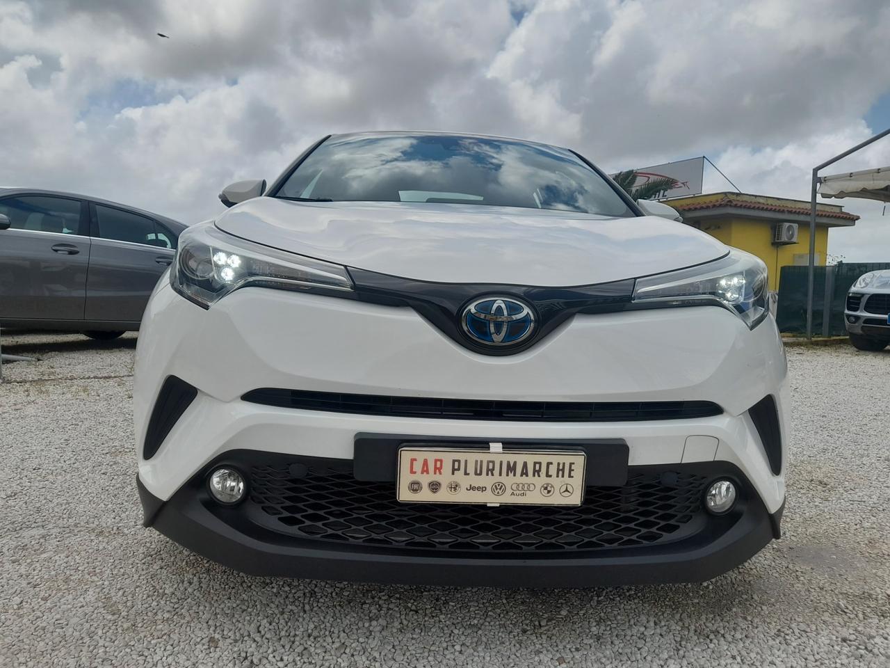 Toyota C-HR 1.8 Hybrid rate da 99euro al mese!