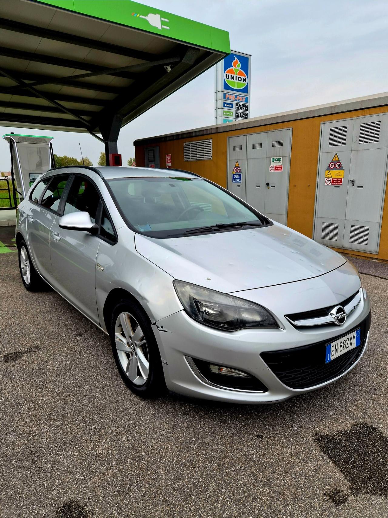 Opel Astra 1.7 CDTI 110CV Sports Tourer Ecotec
