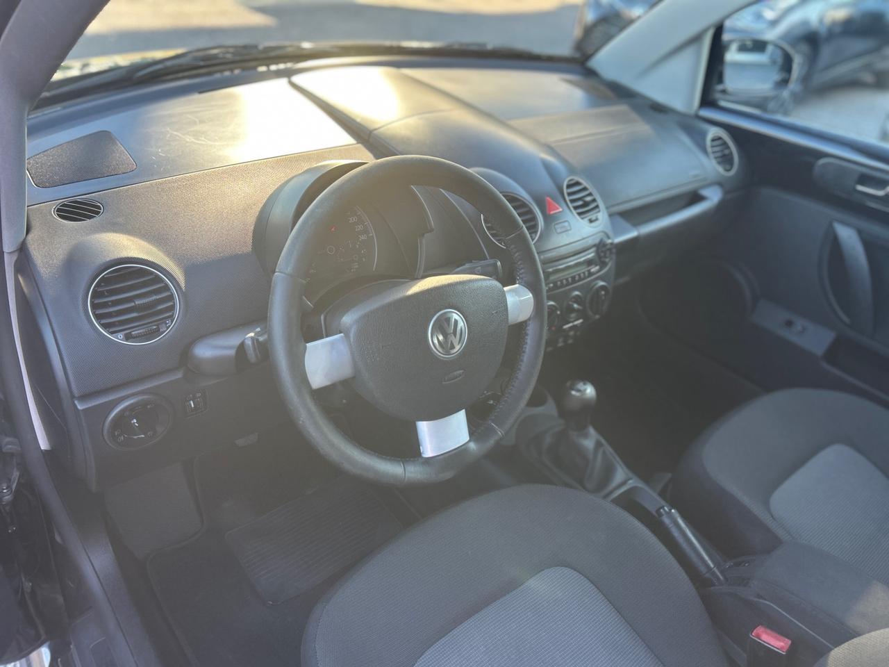 Volkswagen New Beetle Cabrio 1.9 tdi 105cv
