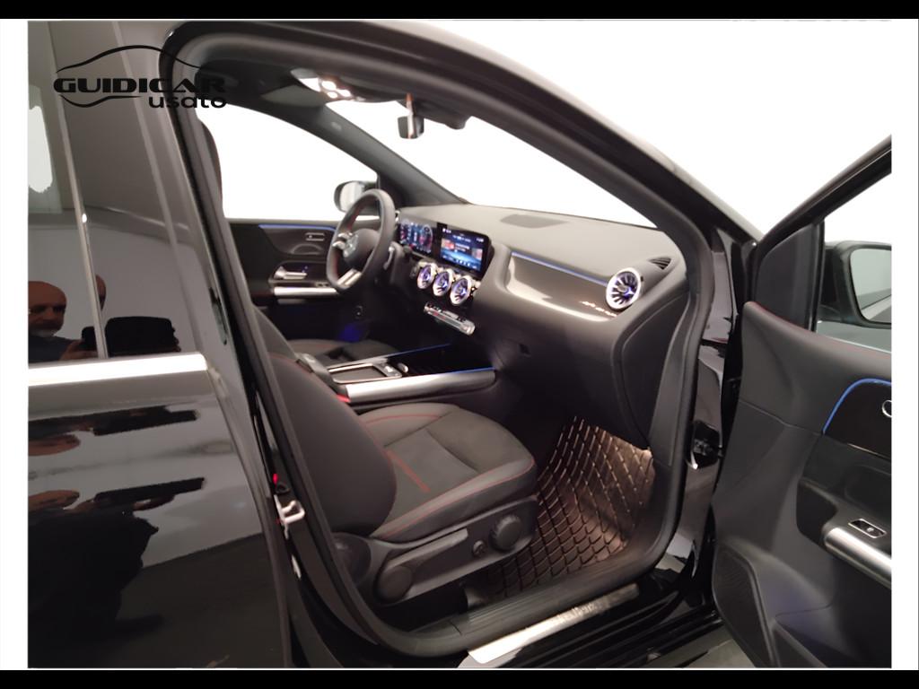 Mercedes-Benz Classe B - W247 2023 - B 180 d AMG Line Advanced Plus auto