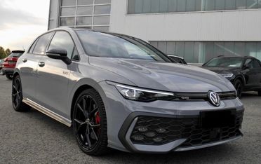 Volkswagen Golf VIII 2.0 TSI DSG GTI