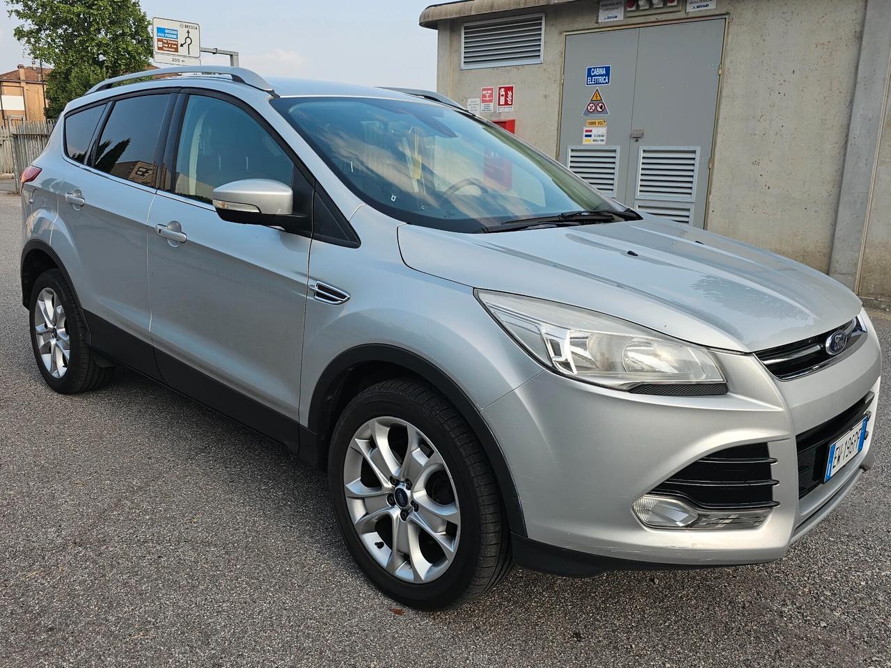 Ford Kuga 2.0 TDCI 163 CV 4WD GANCIO TRAINO