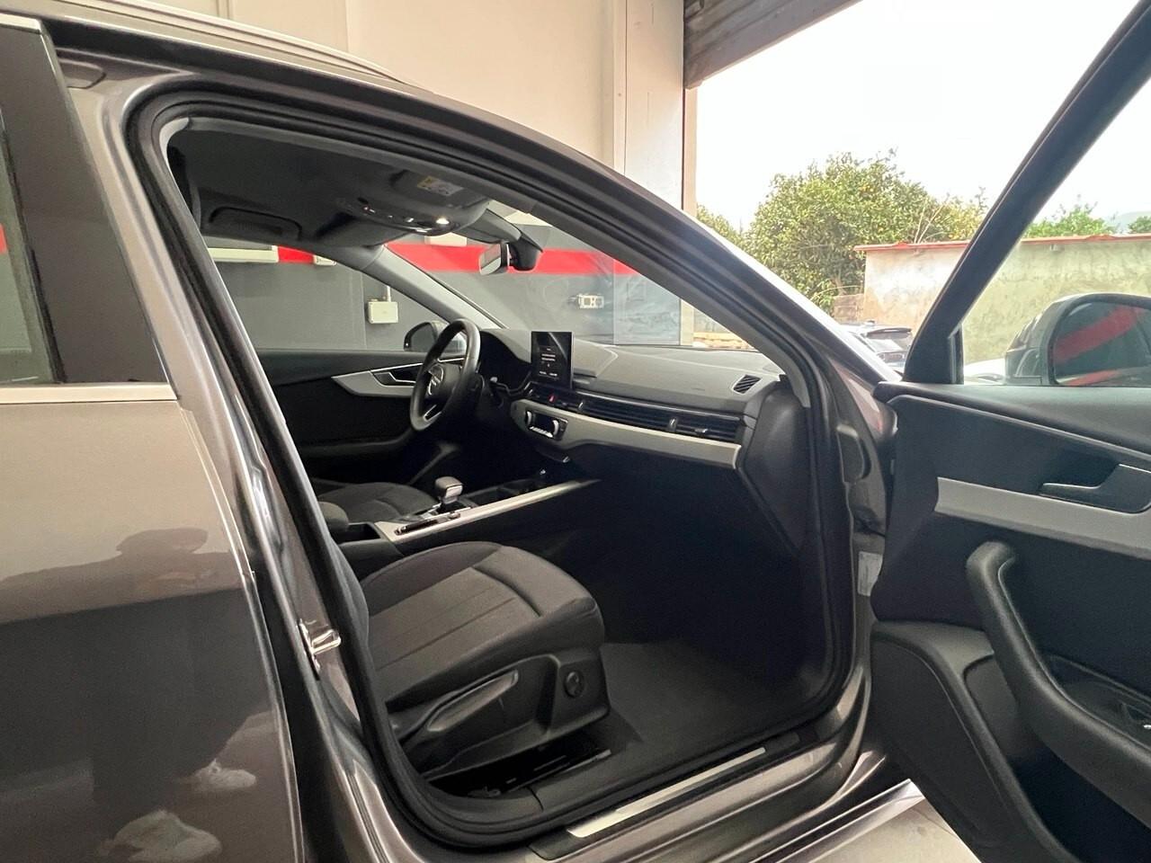 Audi A4 Avant 35 TDI/163 CV S tronic Business Advanced