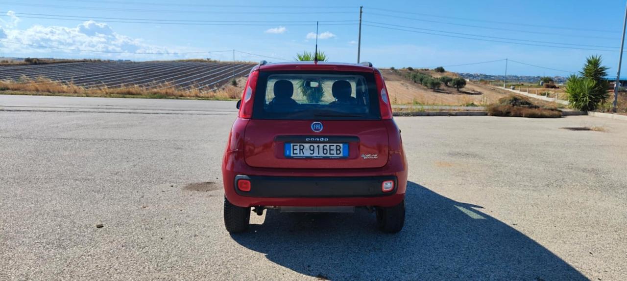 Fiat Panda 0.9 TwinAir Turbo Natural Power Lounge