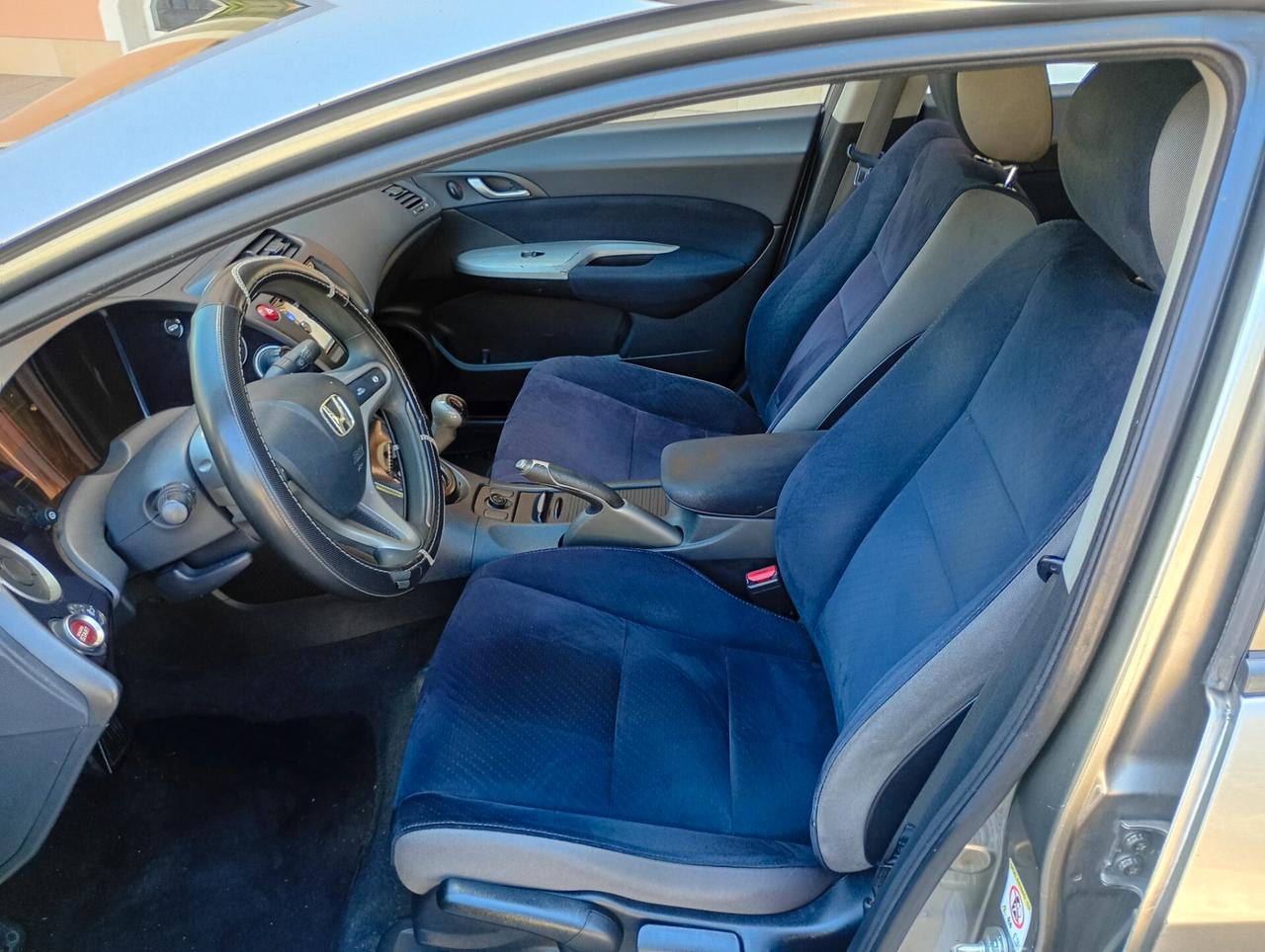 Honda Civic 2.2 i-CTDi 5p. Elegance LE