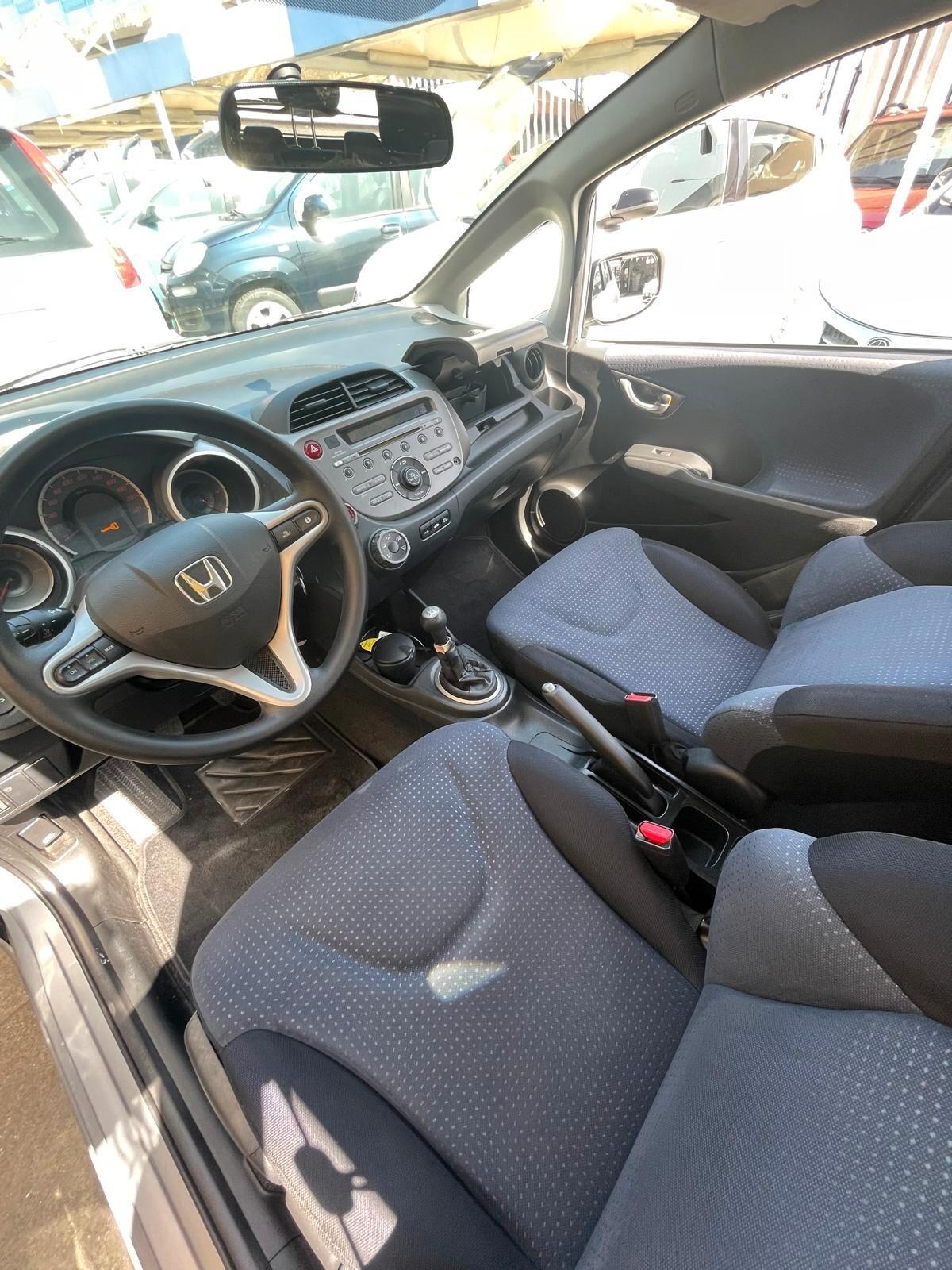 HONDA JAZZ 1.2 BENZ.