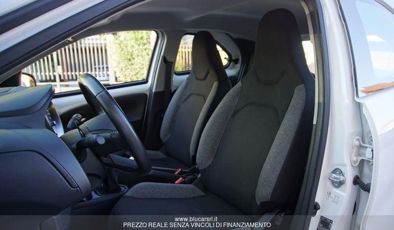 Toyota Aygo X Aygo X 1.0 VVT-i 72 CV 5 porte Active