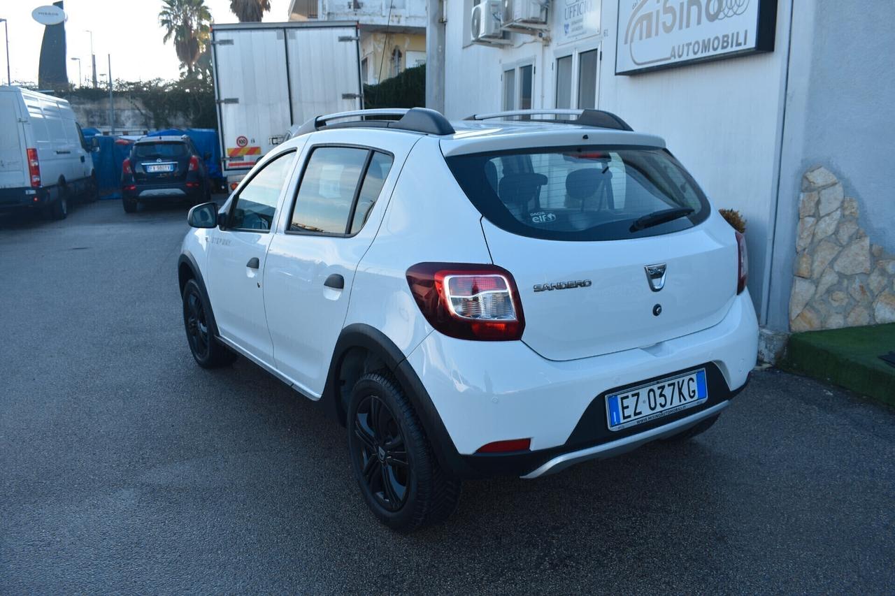 Dacia Stepway 0.9 TCe Laurèate- 2015