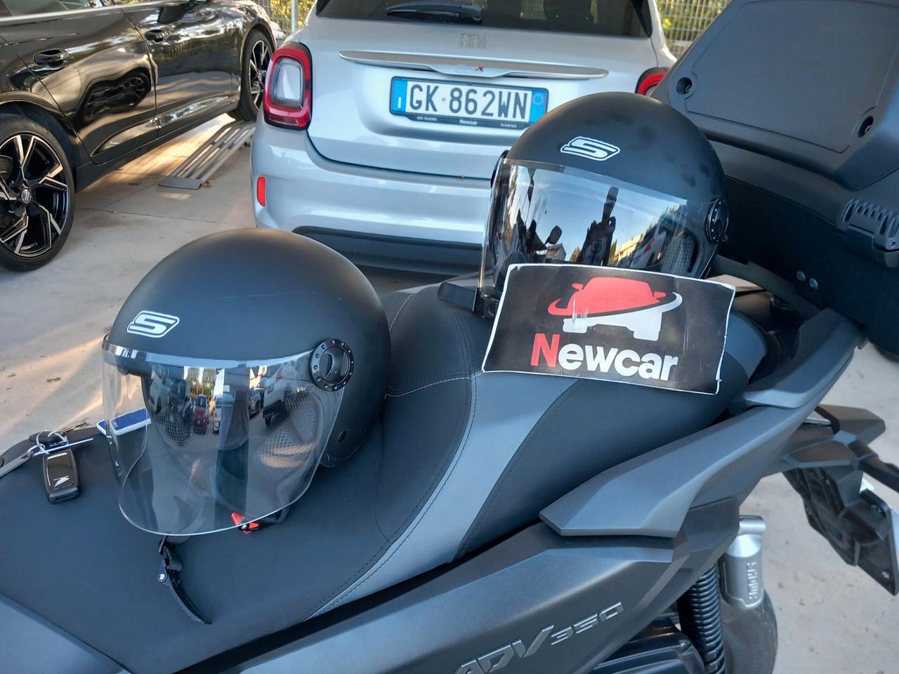 Honda ADV 350 grigio opaco +bauletto