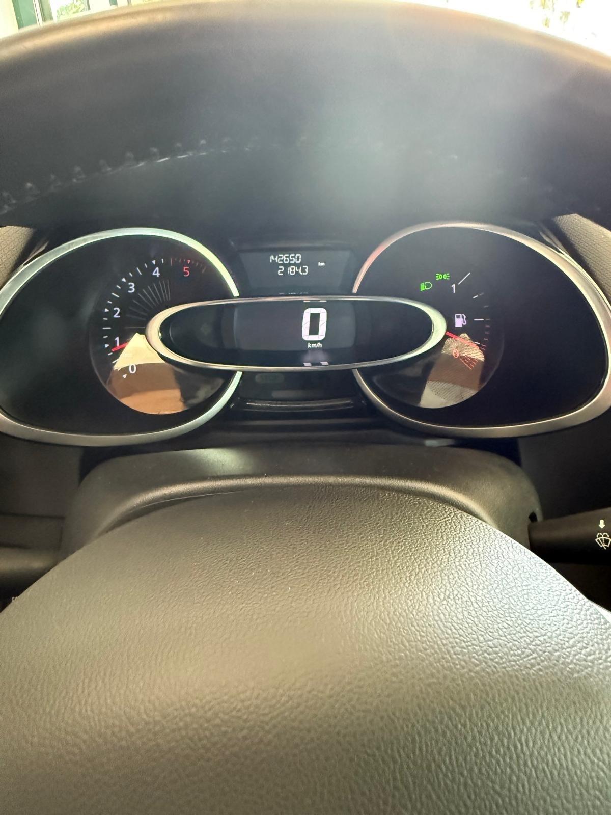 Renault Clio dCi 75CV Neopatentati