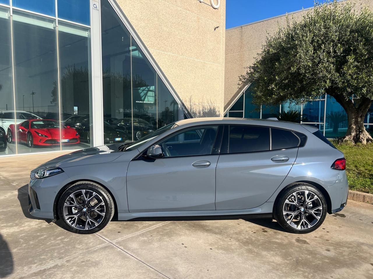 Bmw 118d MSport possibilità noleggio no scoring