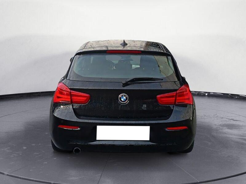 BMW Serie 1 F/20-21 2015 116d Advantage 5p