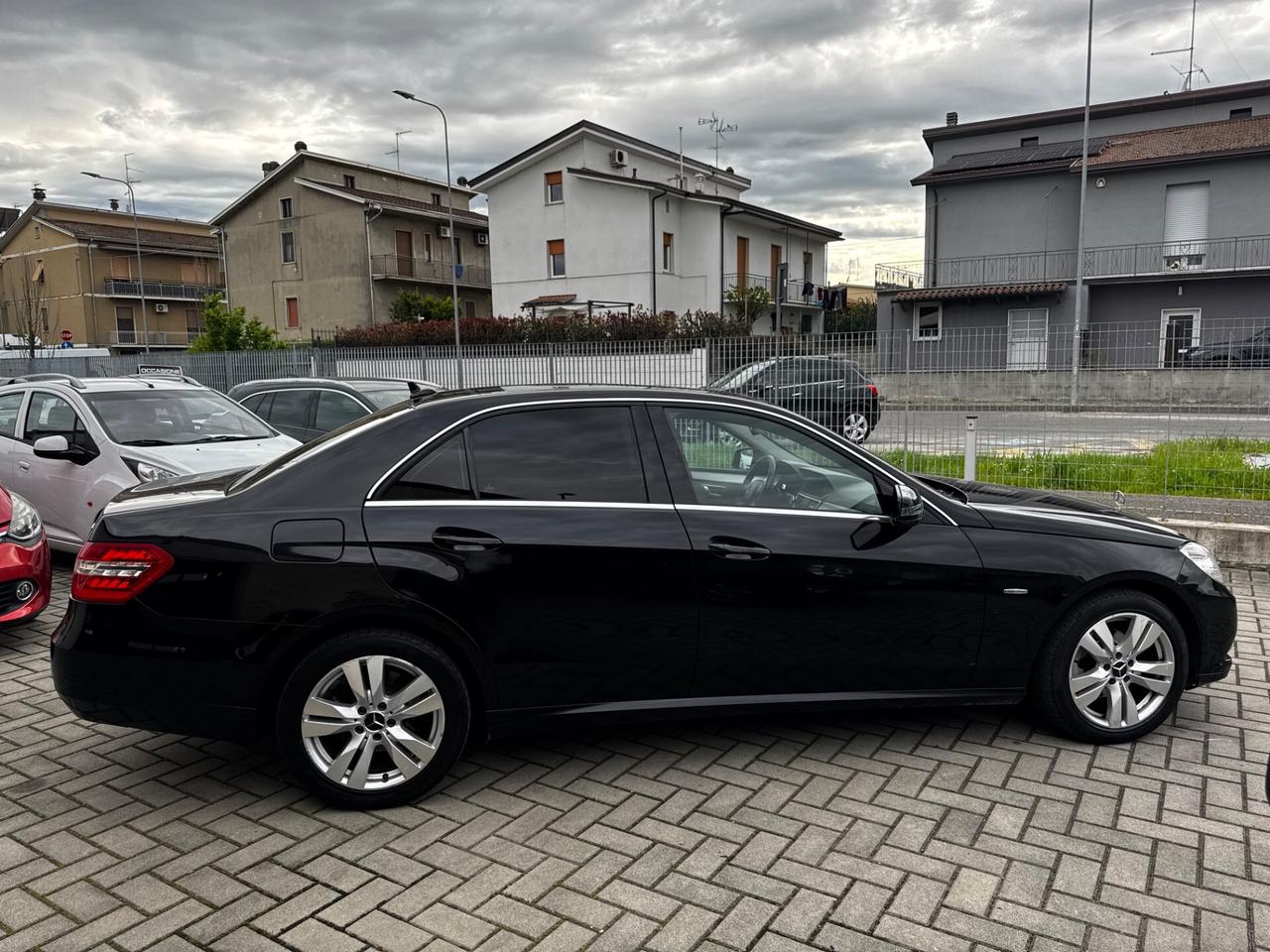 Mercedes-benz E 220 E 220 CDI BlueEFFICIENCY Executive