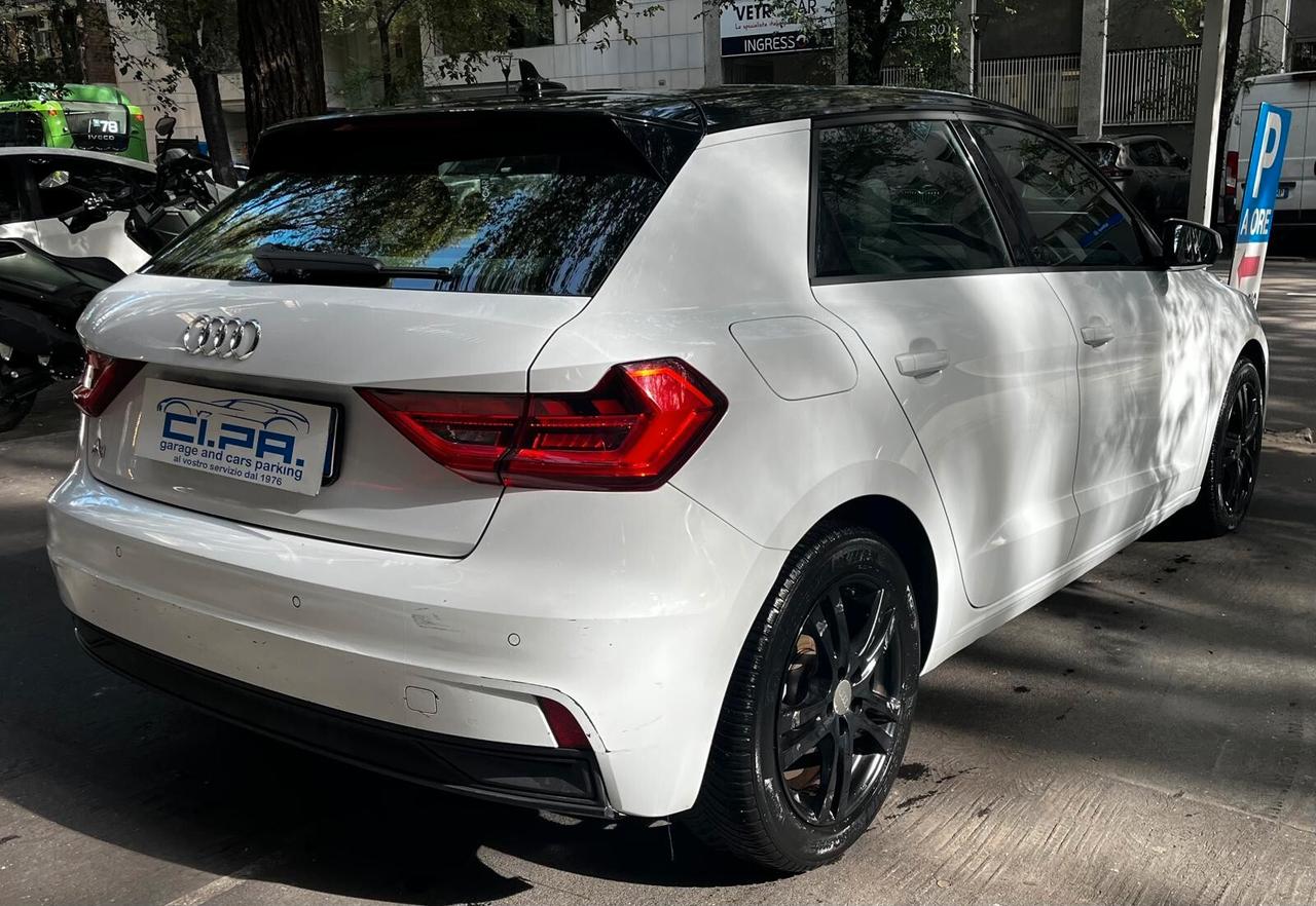 Audi A1 SPB 30 TFSI Identity Black