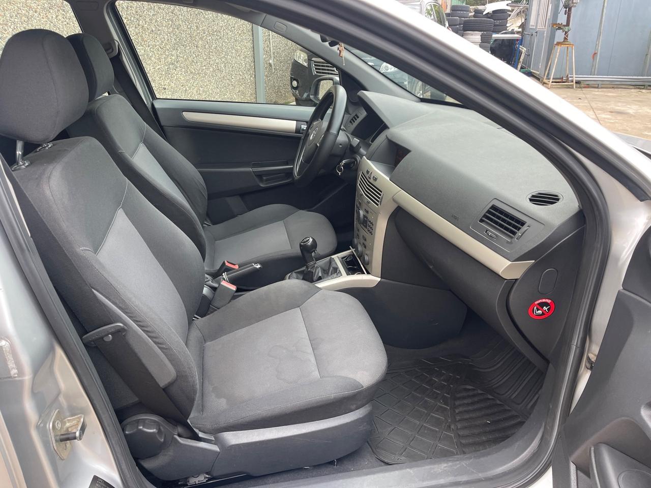 OPEL ASTRA 1.6 BENZINA-GPL 2028 EURO4 NEOPATENTATI