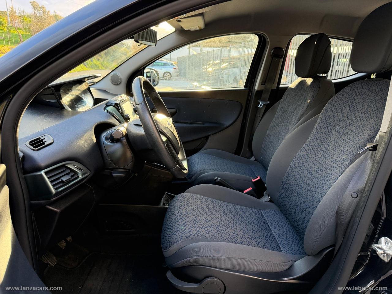 LANCIA Ypsilon 1.0 FireFly 5p.S&S Hybryd Gold