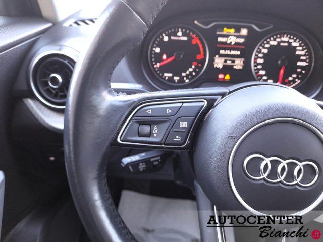 AUDI Q2 35 TDI quattro S tronic Business