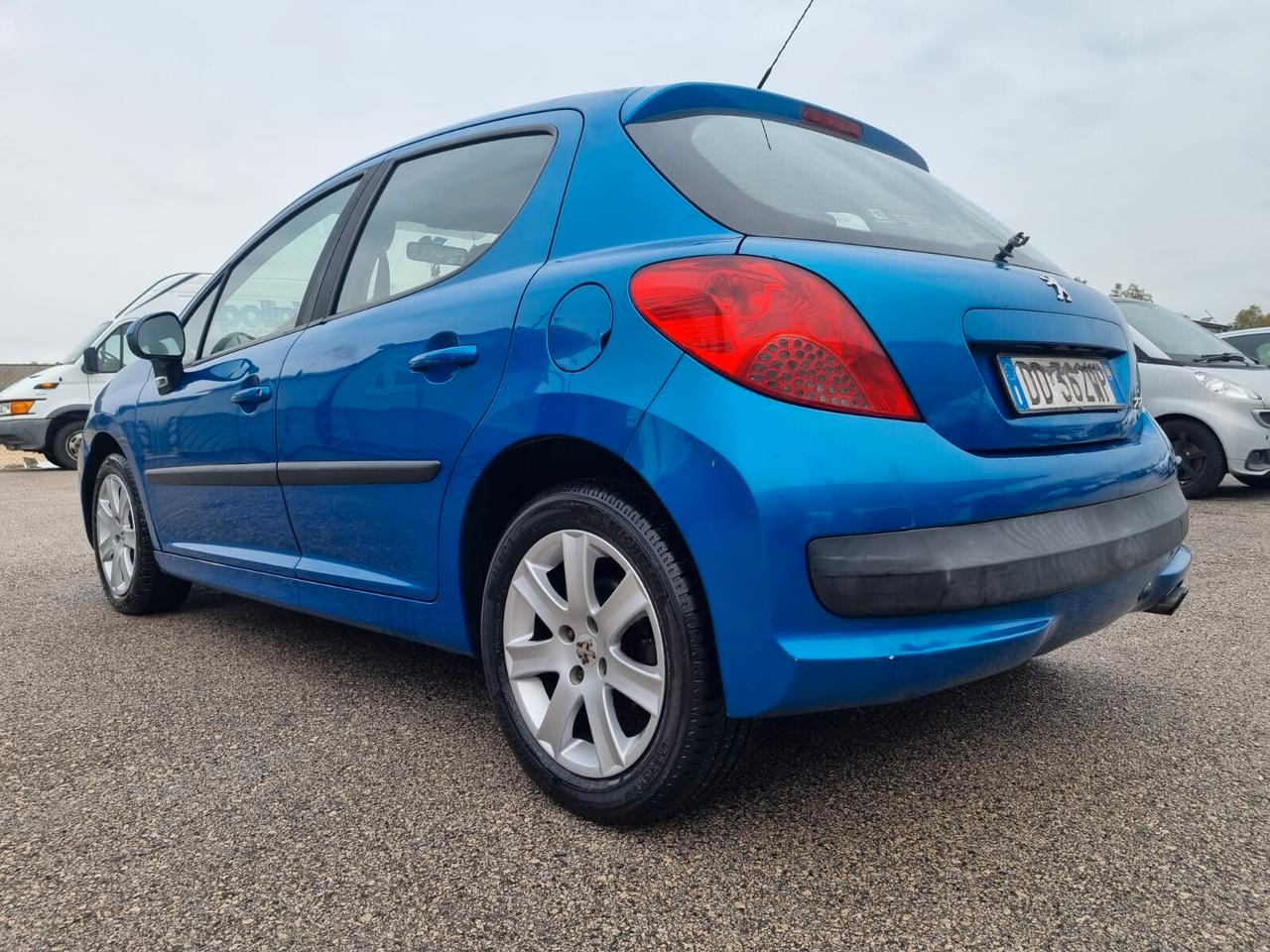 Peugeot 207 1.6 HDi Anche Neopatentati