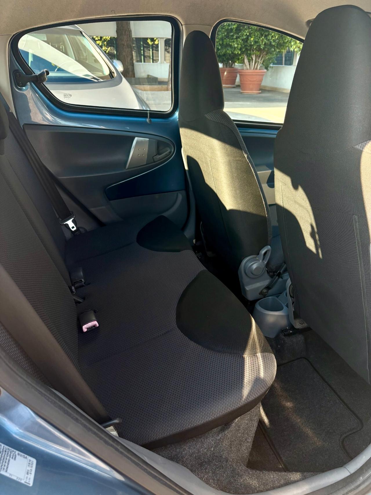 Toyota Aygo 1.0 12V VVT-i 5 porte