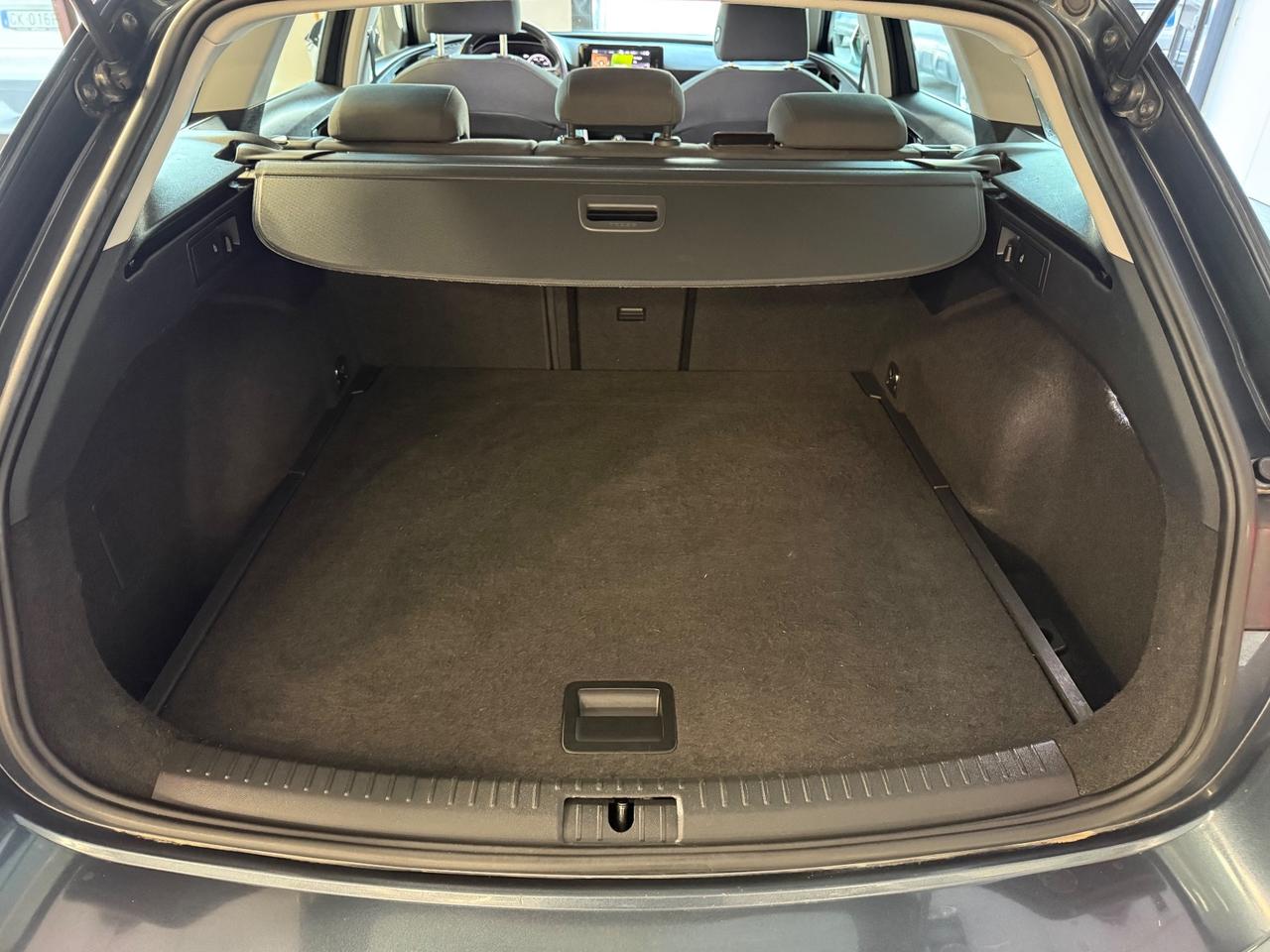 Seat Leon Sw 2.0 116 CV Full Led Virtual Cockpit Garantita