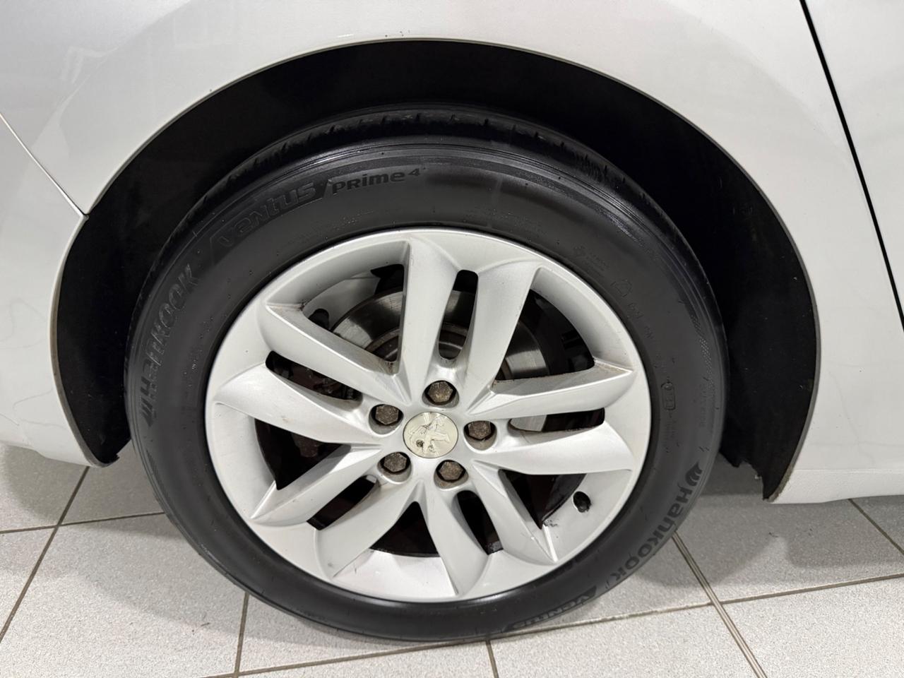 Peugeot 508 2.0 HDi 140CV SW Ciel Business