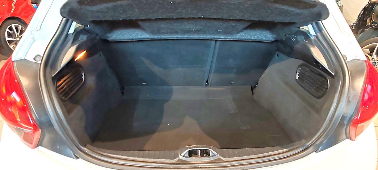 Peugeot 208 PureTech 82 5 porte Allure
