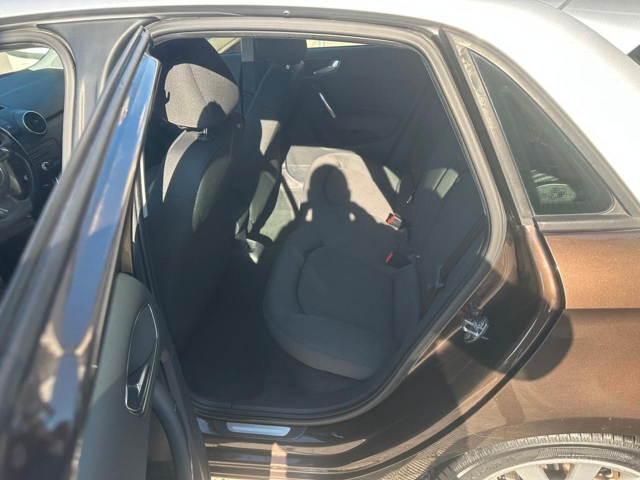 Audi A1 1.6 TDI S line edition