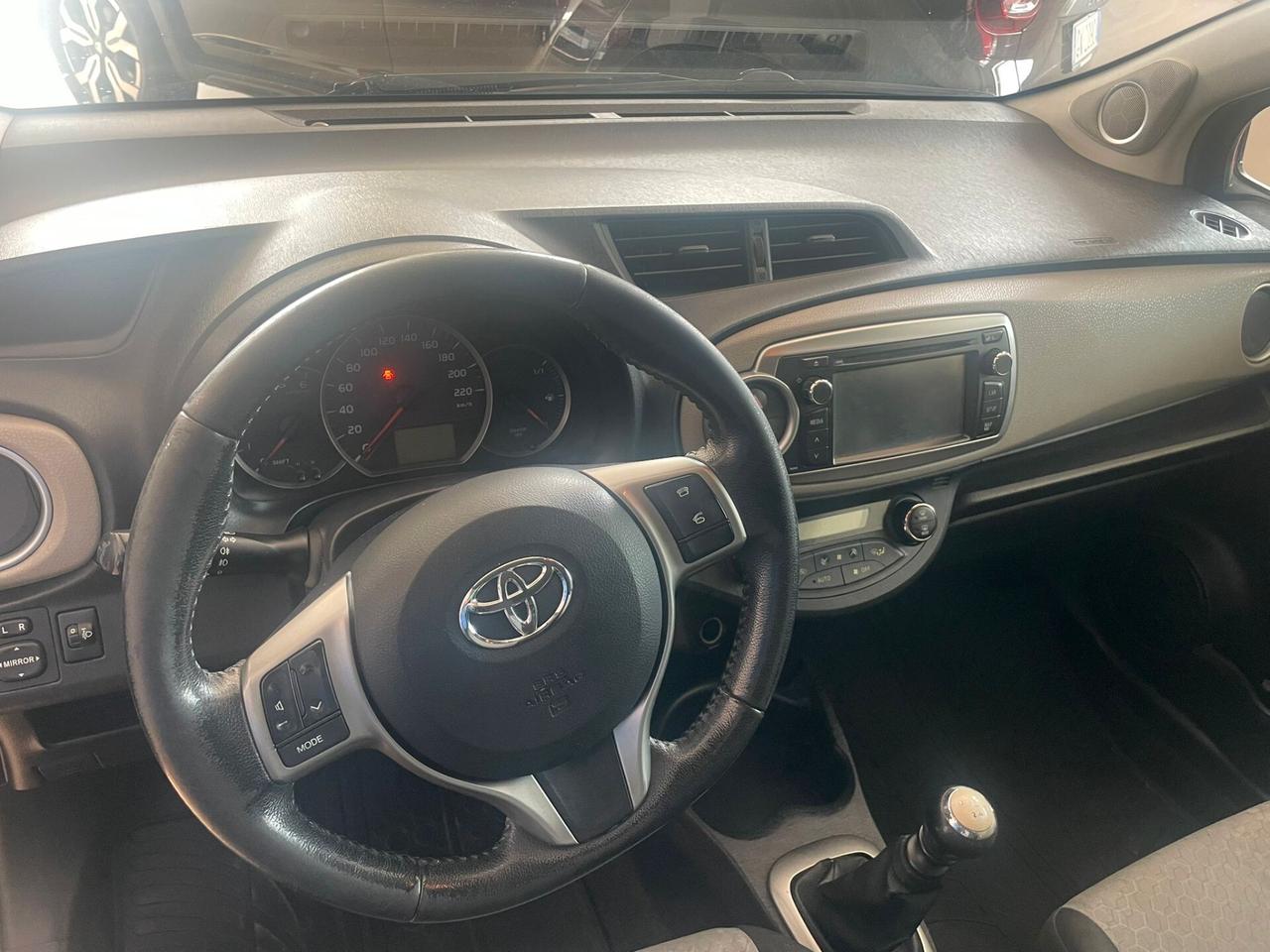 Toyota Yaris 1.4 D-4D DPF 5 porte