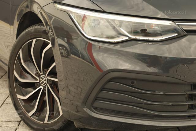 VOLKSWAGEN Golf 1.5 TSI Life