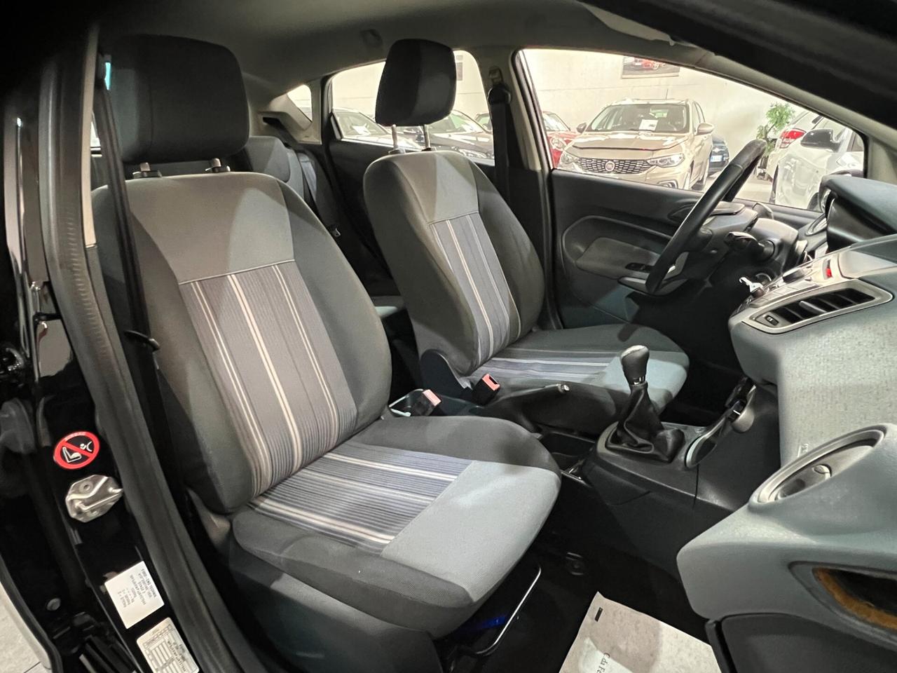 Ford Fiesta 1.4 97 CV - GPL Titanium - 2010