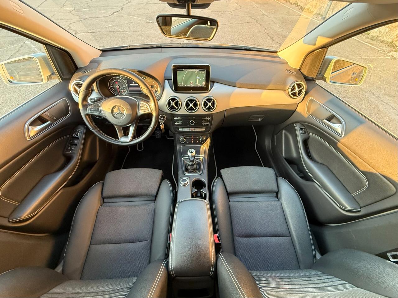 Mercedes B180 SPORT/1500 110CV/FULL LED/CERCHI 17