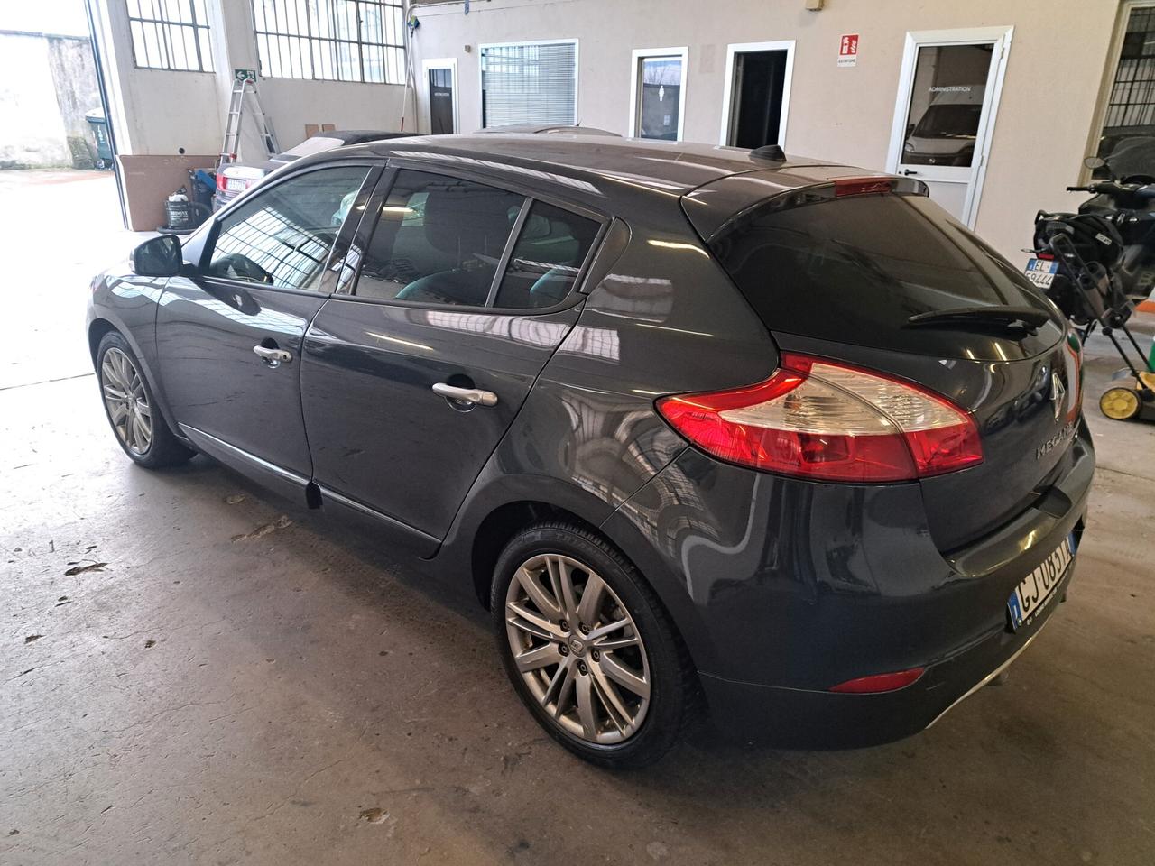 Renault Megane Mégane Coupé 1.5 dCi 110CV EDC Energy GT Line