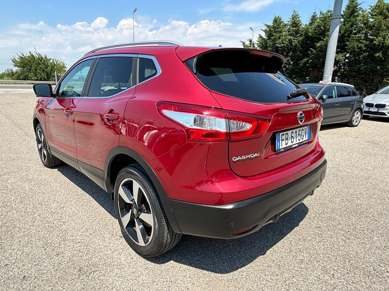 Nissan Qashqai 1.6 dCi 2WD 360 - 2015
