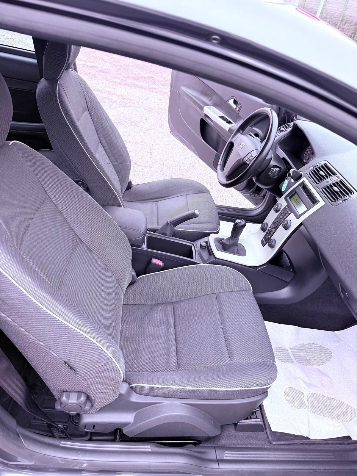 Volvo C30 1.6 benzina Ok neopatentati