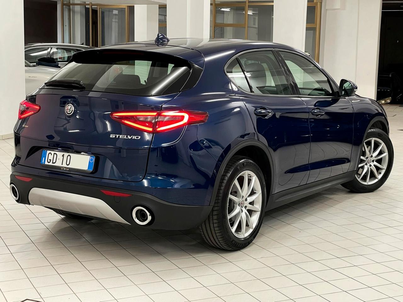 Alfa Romeo Stelvio 2.2 TD 190 CV EXECUTIVE PELLE TOTALE CERCHI 19" SOLO 20000 KM