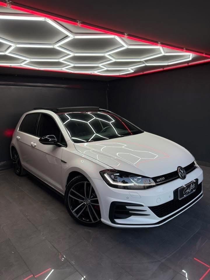 Volkswagen Golf GTD 184 cv IPER FULL 2019