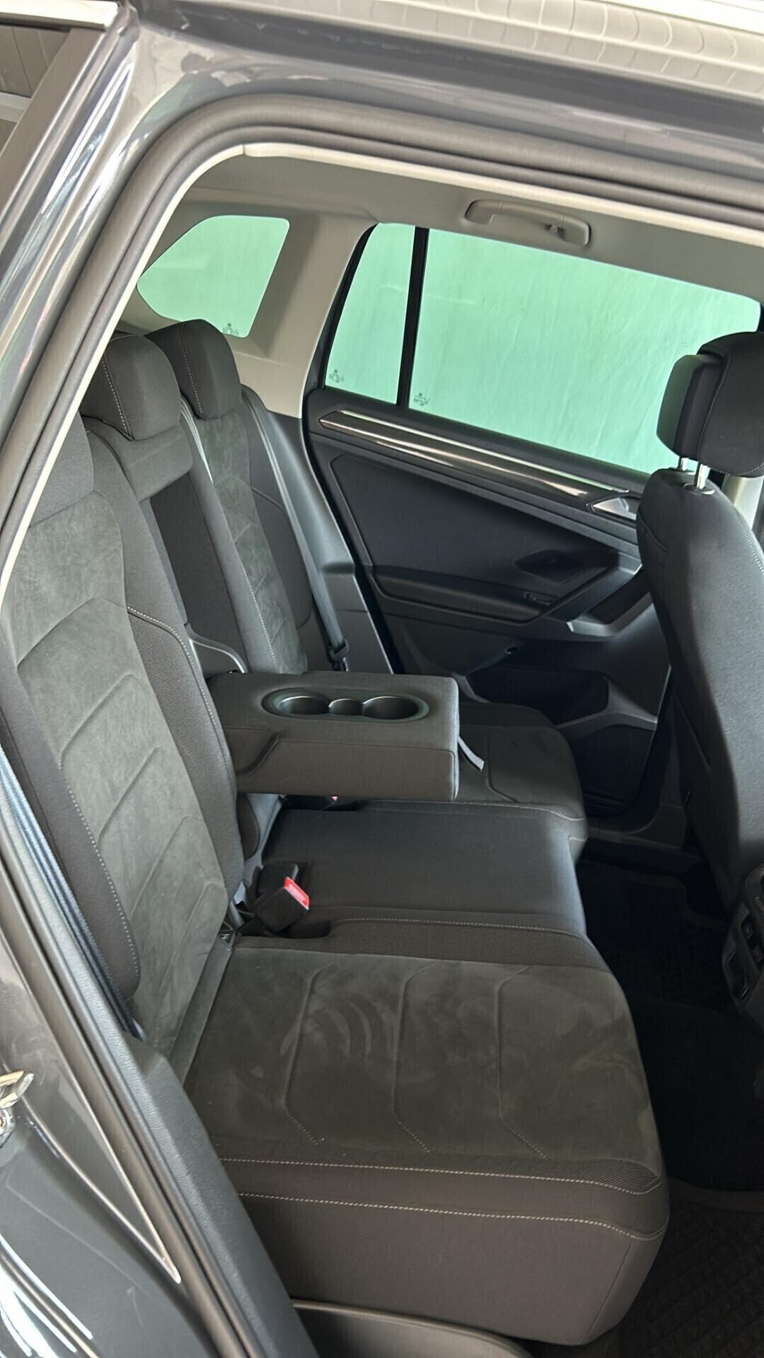 Volkswagen Tiguan 2.0 TDI 150 cv DSG Elegance 2021 3 ANNI