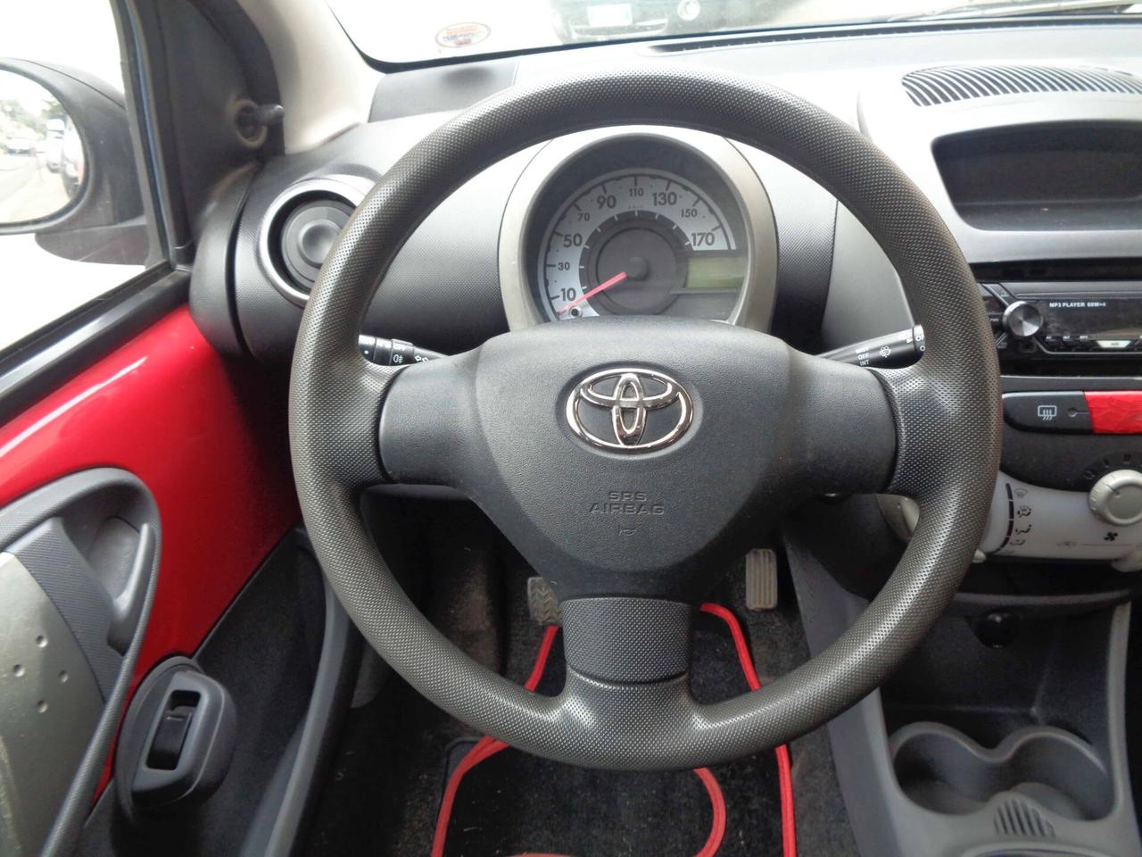 Toyota Aygo 1.0 68CV 5 porte (Finanziabile)