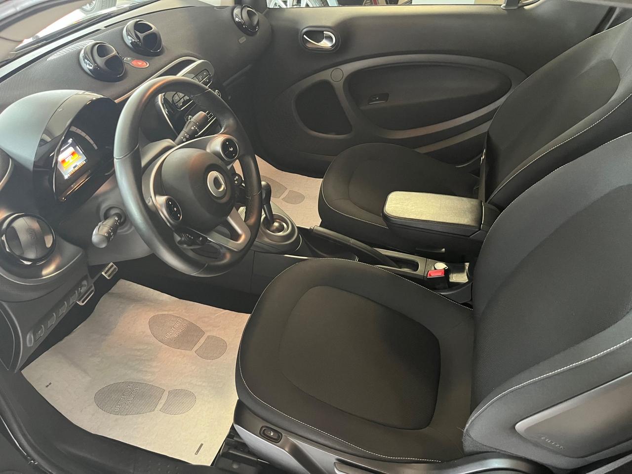 Smart ForTwo 70 1.0 twin. cabrio BRABUS Style