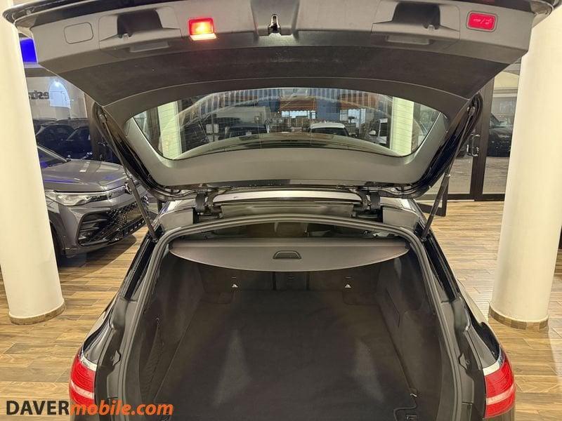 Mercedes-Benz Classe E E 220 d S.W. 4Matic Auto Premium