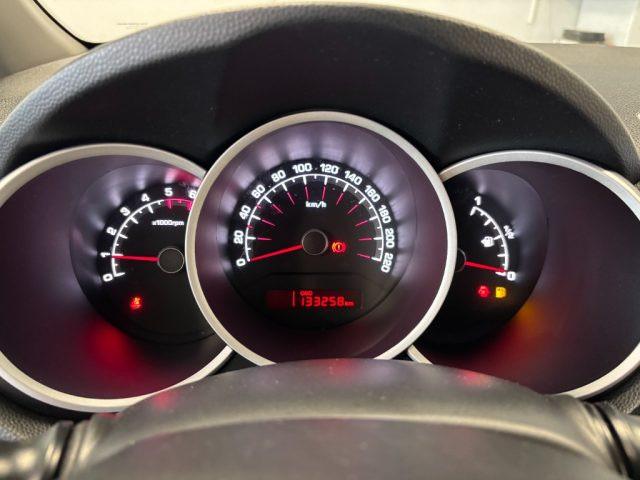 KIA Venga 1.4 CRDi Full Optional