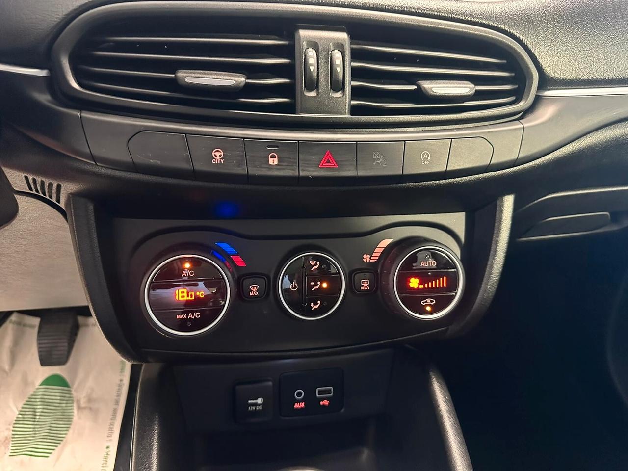 Fiat Tipo 1.6 Mjt S&S 5 porte S-Design