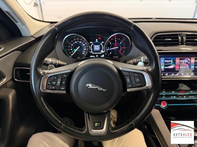 JAGUAR - F-Pace 2.0d i4 R-Sport awd 180cv auto my18