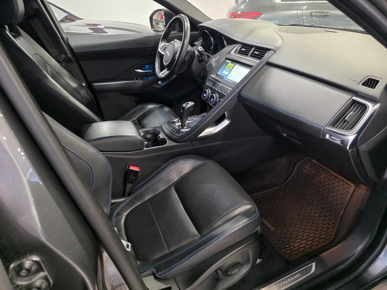 Jaguar E-Pace 2.0D 150 CV AWD aut. R-Dynamic S