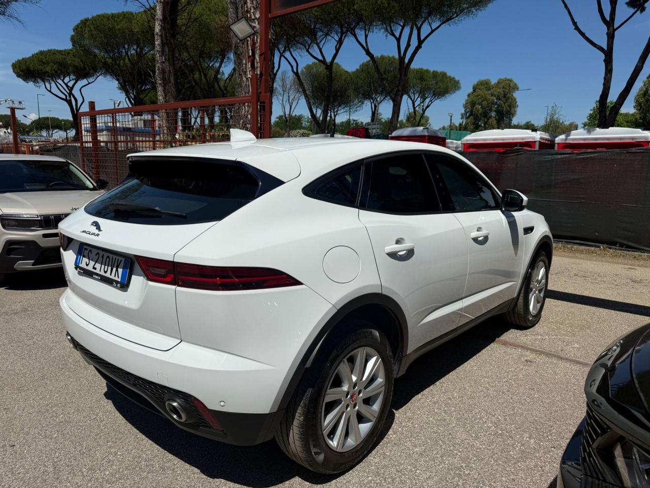 Jaguar E-Pace 2.0D 150 CV AWD full optional pronta consegna