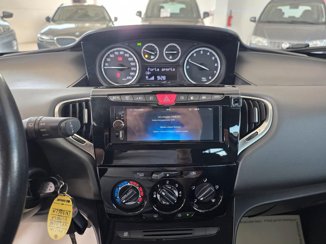 Lancia Ypsilon 1.2 69 CV 5 porte GPL Ecochic Gold