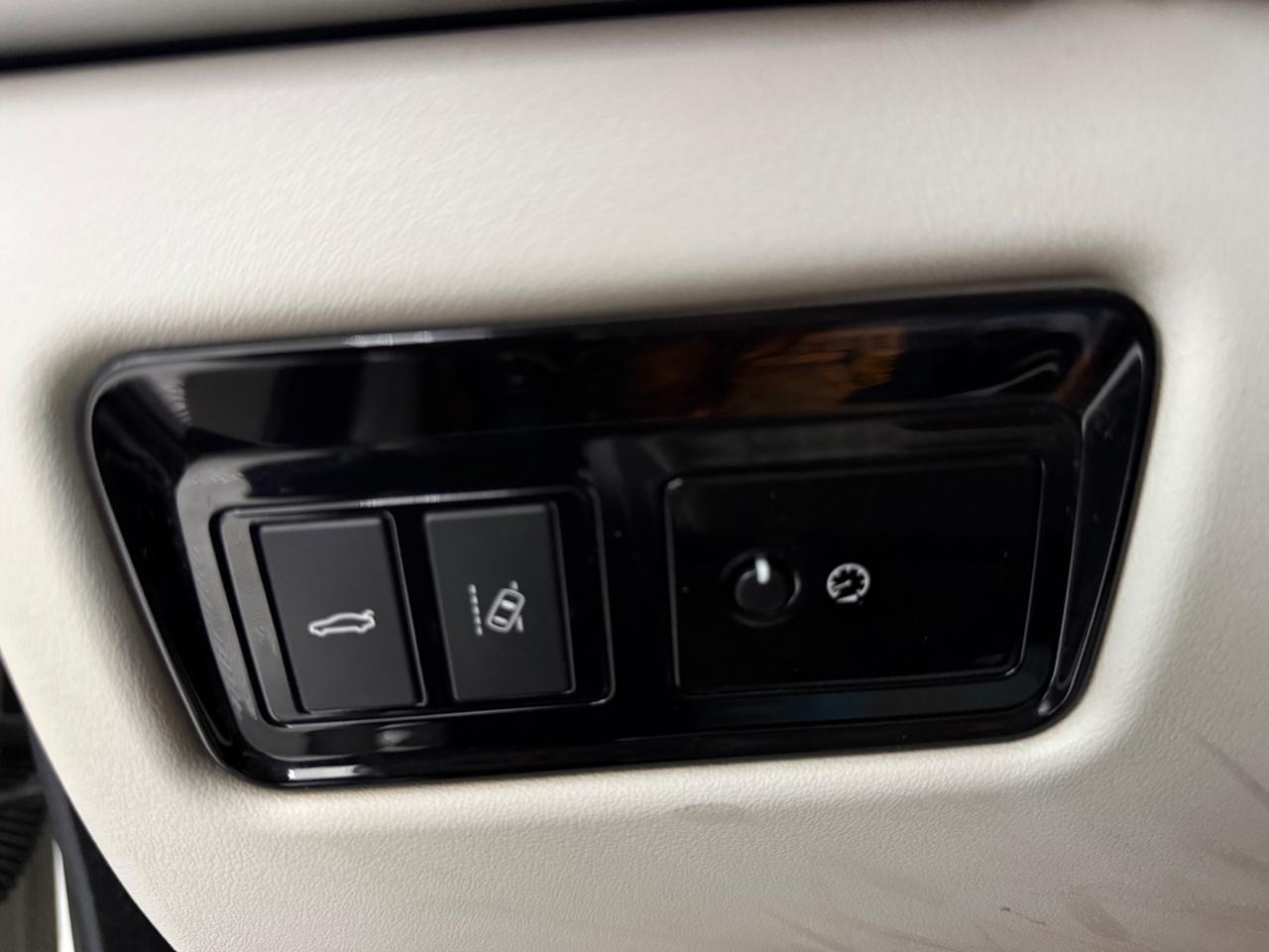 Jaguar XE 2.0 D 180 CV AWD aut. Prestige Business Edition