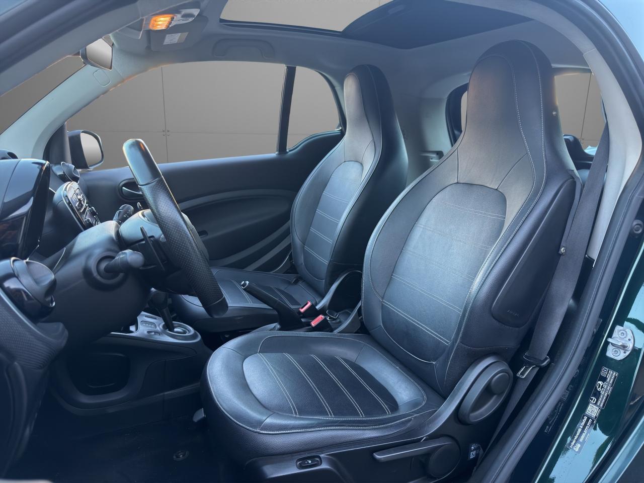 Smart fortwo coupe Fortwo 0.9 t Prime 90cv - Unipro - Promo Finanziamento - Tetto panoramico - Pacchetto Sport - Interni pelle - Sedili Riscaldabili - Cerchi in lega