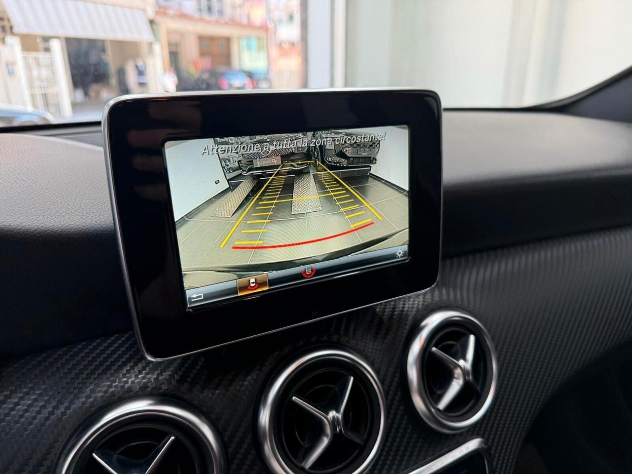 Mercedes-benz A 200 d 200d AMG Premium FULL LED